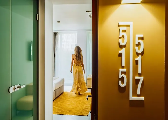 Ibis Styles Roomer غولدن ساندز