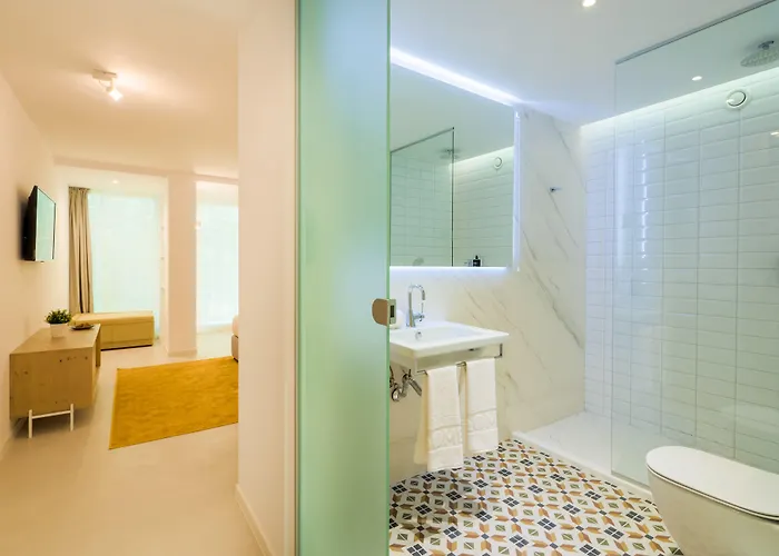 Ibis Styles Roomer فندق