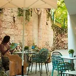 Ibis Styles Roomer 4* Aranyhomok
