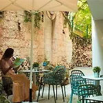 Ibis Styles Roomer Hotell