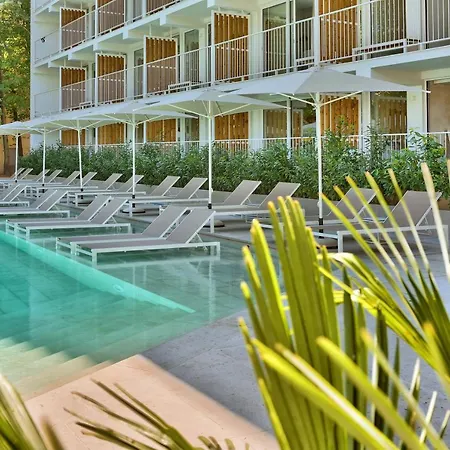 Ibis Styles Roomer 4* Sables d'or