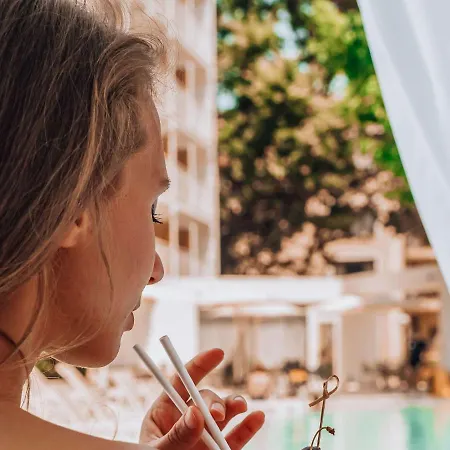 Ibis Styles Roomer Золотые Пески