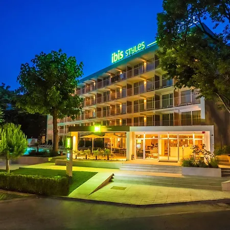 Hotell Ibis Styles Roomer 4*