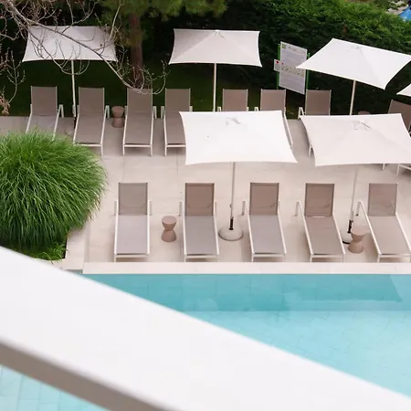 Ibis Styles Roomer Hotel