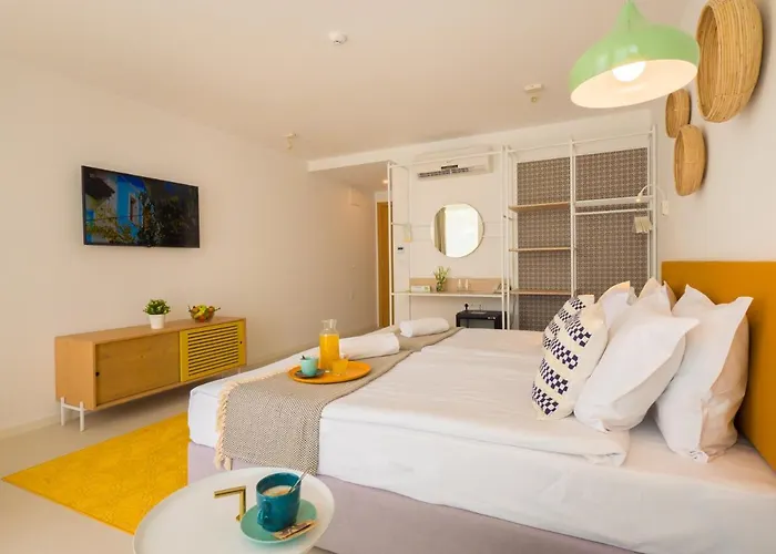 Ibis Styles Roomer Отель 4*