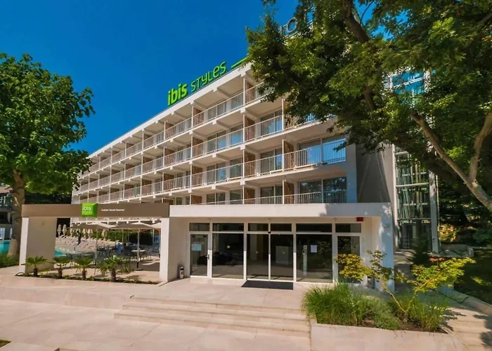 Ibis Styles Roomer Золотые Пески
