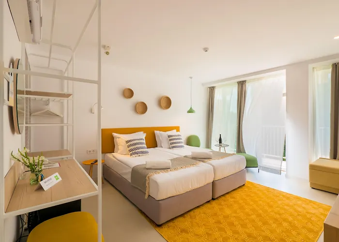 Ibis Styles Roomer מלון